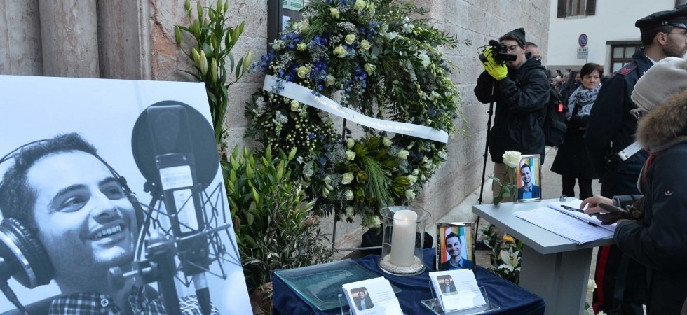Antonio Megalizzi, l'urlo sospeso in una città silente che si è stretta nel dolore per la perdita di un suo figlio